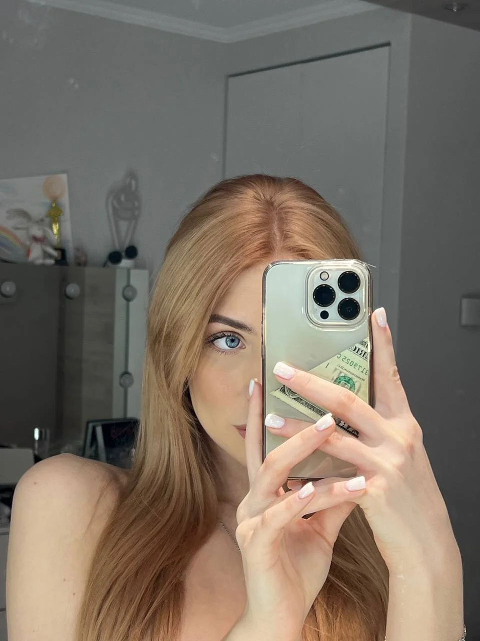XXX Porn Photo of Nude chloe_moormoor 1
