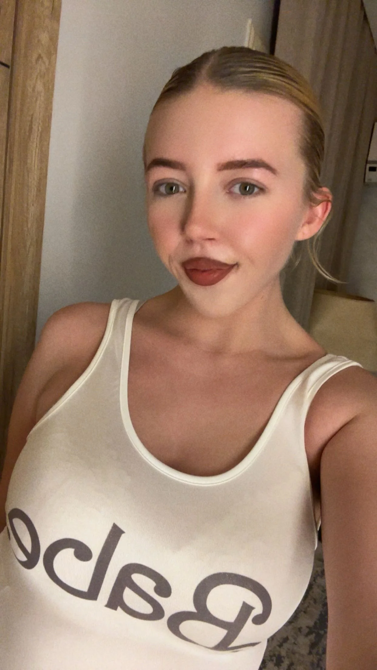 XXX Porn Photo of Nude MonaNoire 4