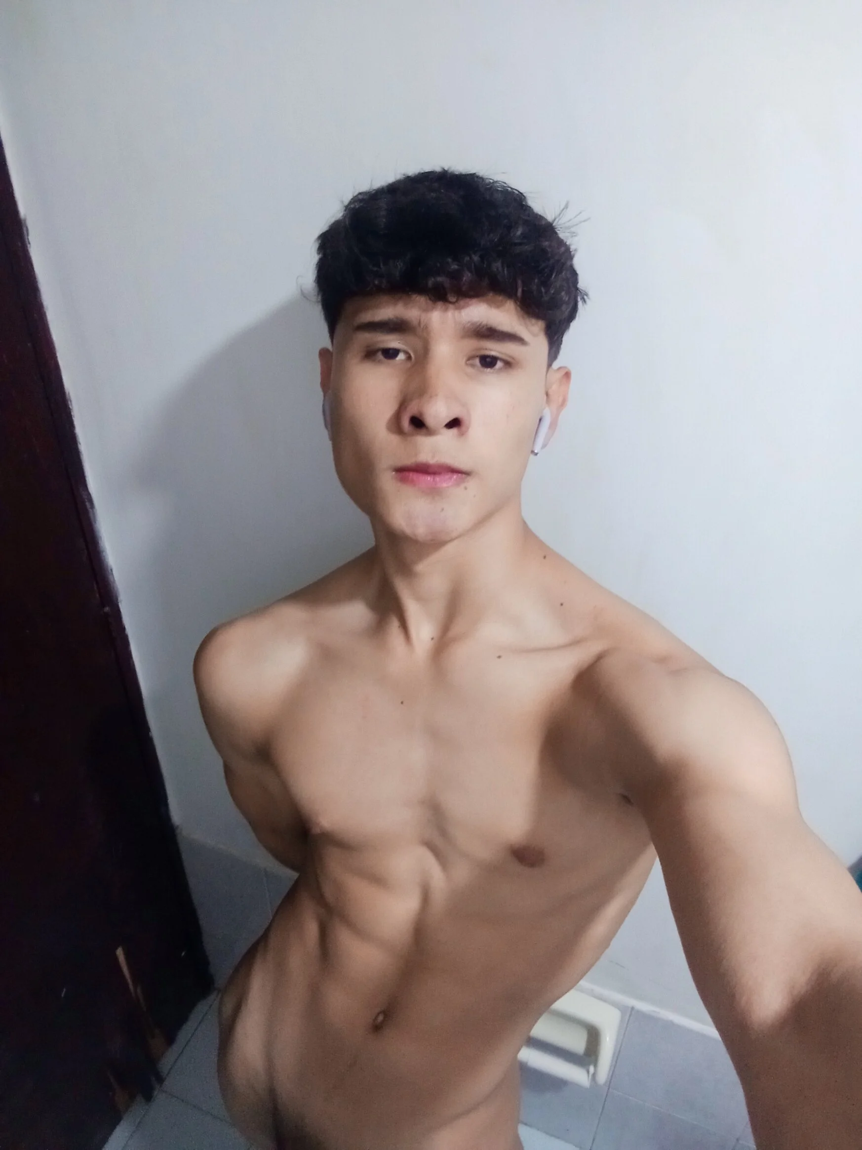 XXX Porn Photo of Nude J_u_p_i_t_e_r 11