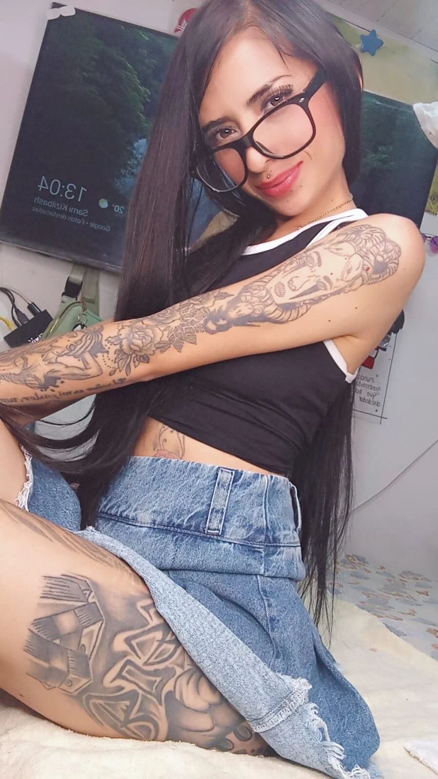 XXX Porn Photo of Nude ZoeDeutch_Sc 1