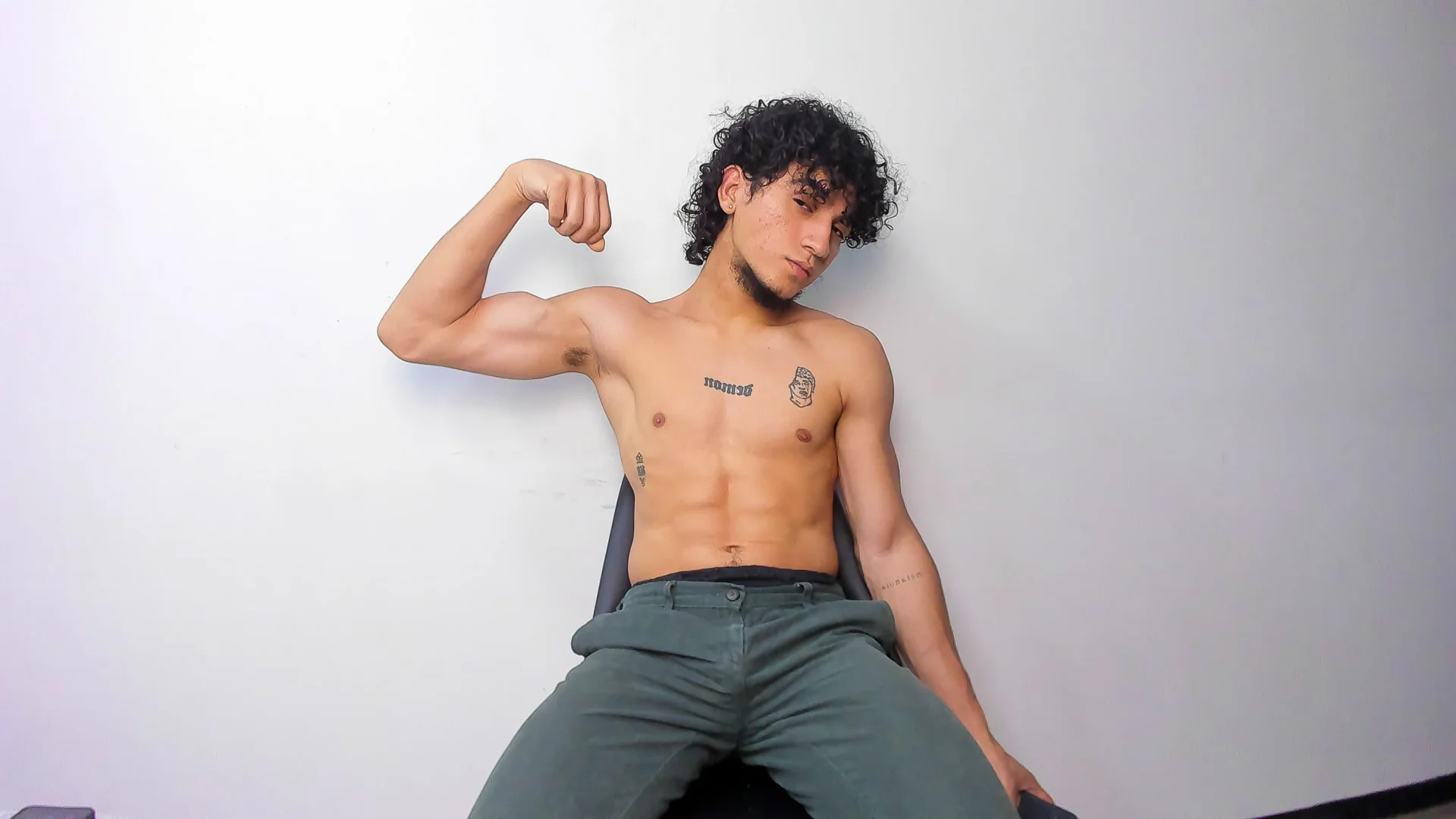 XXX Porn Photo of Nude JackesTaylor 6