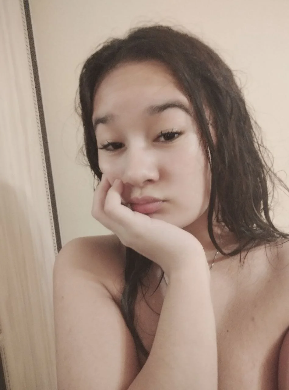 XXX Porn Photo of Nude Maekko 9