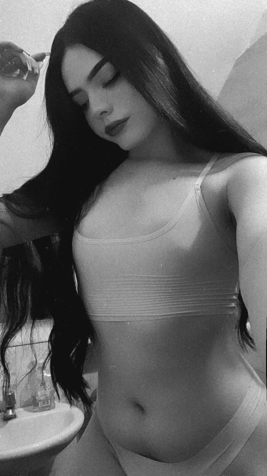 XXX Porn Photo of Nude Ammy_Connor1 16