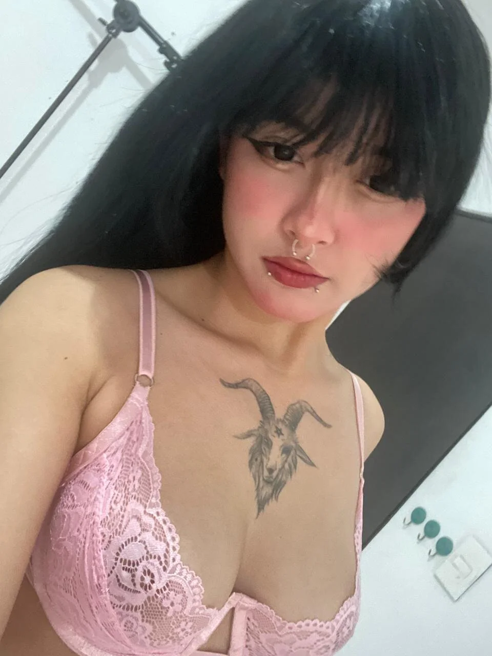 XXX Porn Photo of Nude Blue_Sixx 3