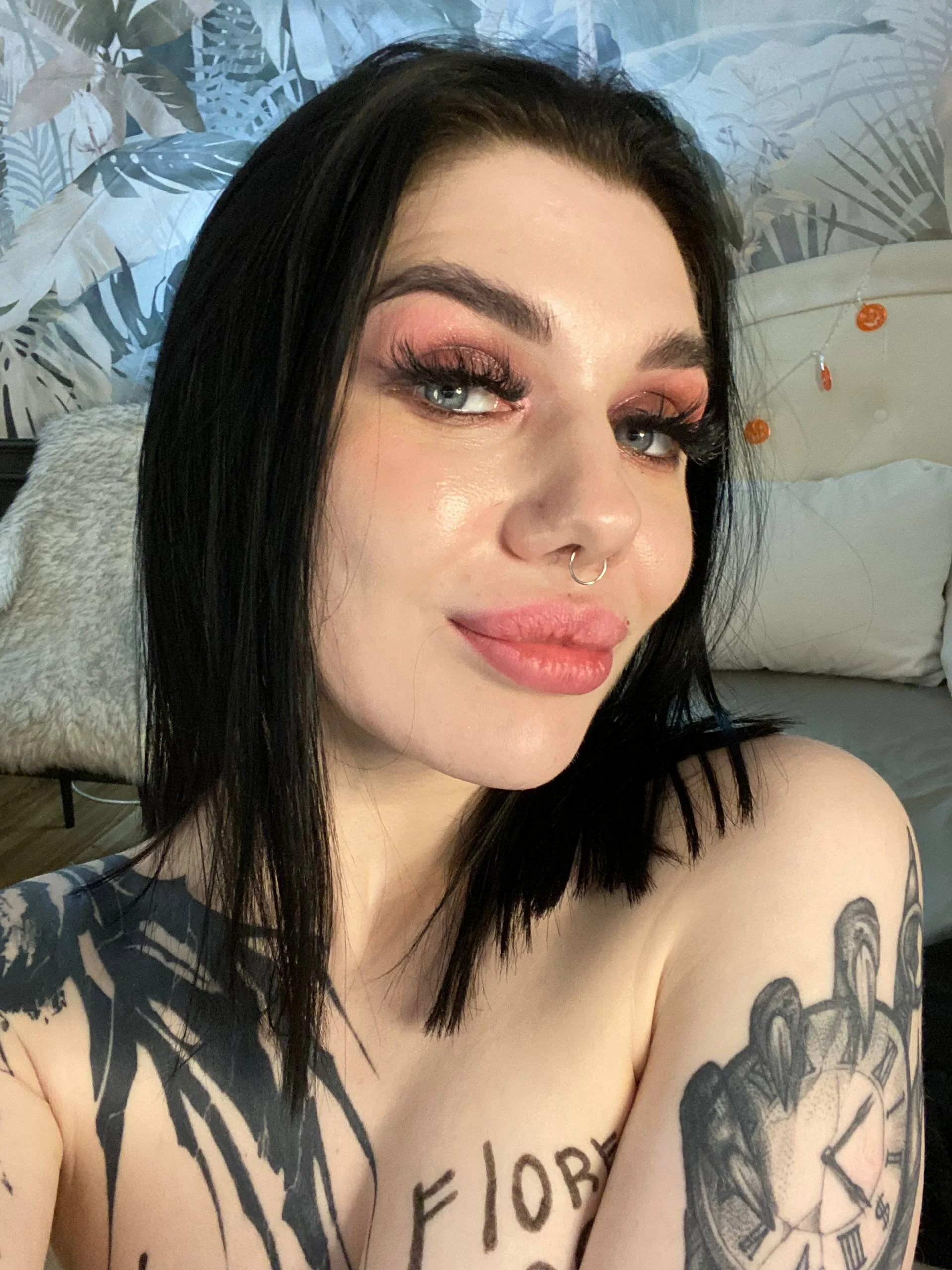 XXX Porn Photo of Nude MaeveMoon 26