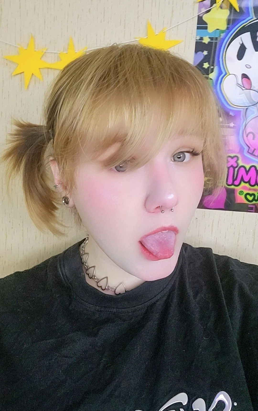XXX Porn Photo of Nude wehavepussies_xoxo 1