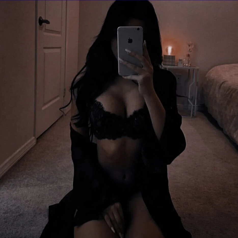 XXX Porn Photo of Nude QLlux 24