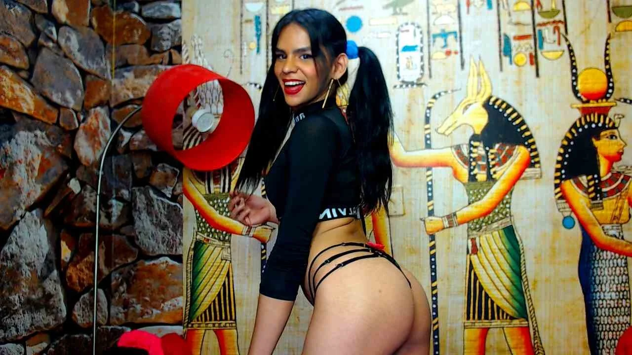 XXX Porn Photo of Nude alessa_brown74 23
