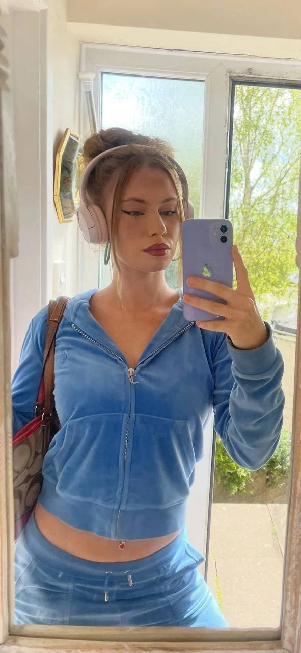 XXX Porn Photo of Nude Young_Lizzie 5