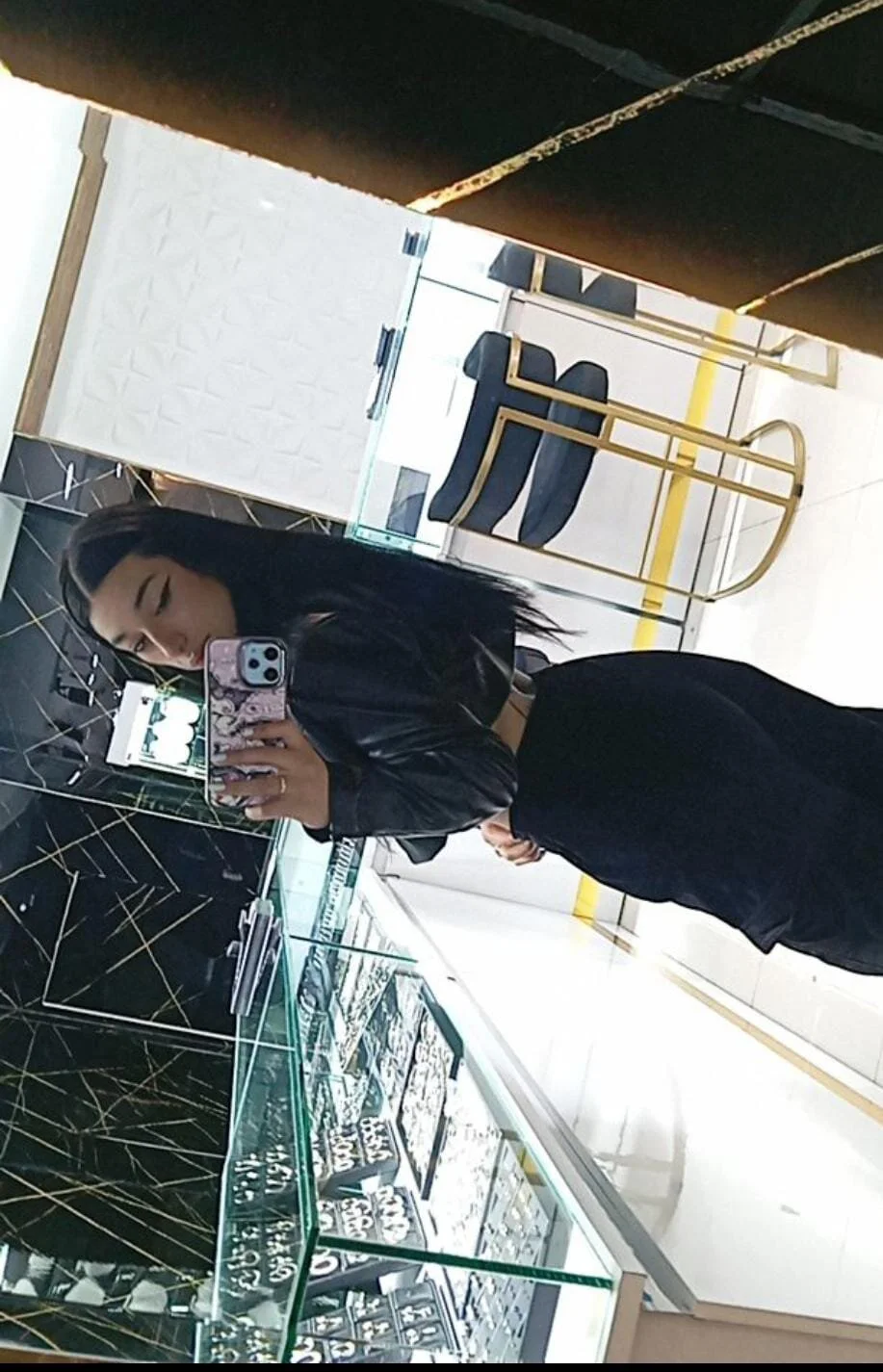 XXX Porn Photo of Nude _weird_sativa 10