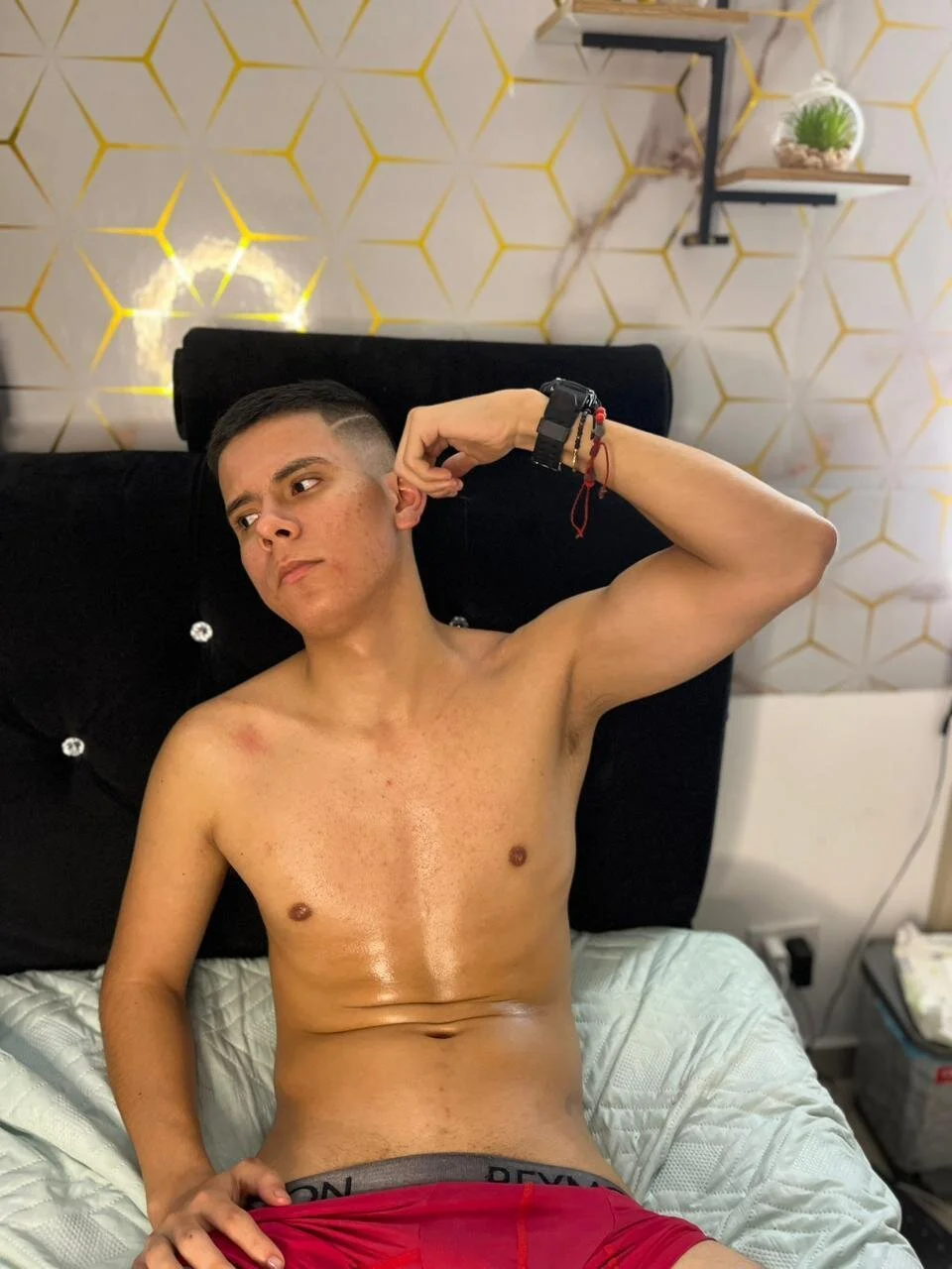 XXX Porn Photo of Nude el_sevillista29 8