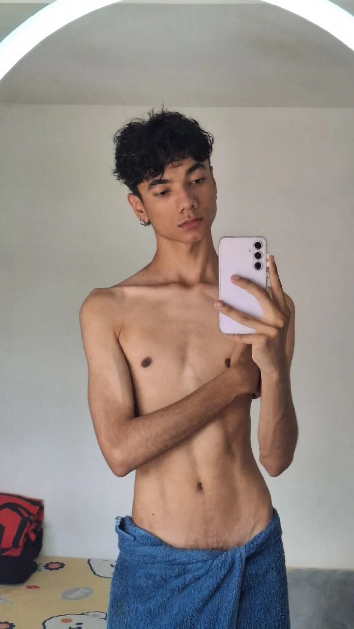 XXX Porn Photo of Nude Phillicious__ 1