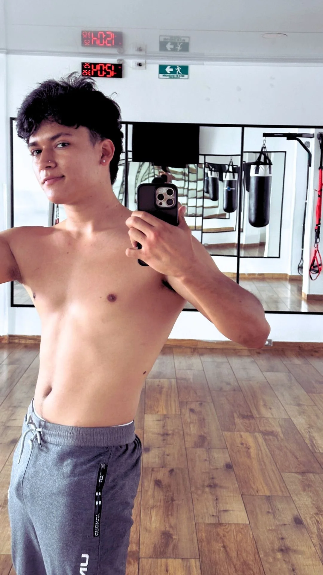 XXX Porn Photo of Nude Liam_Chameliam 68