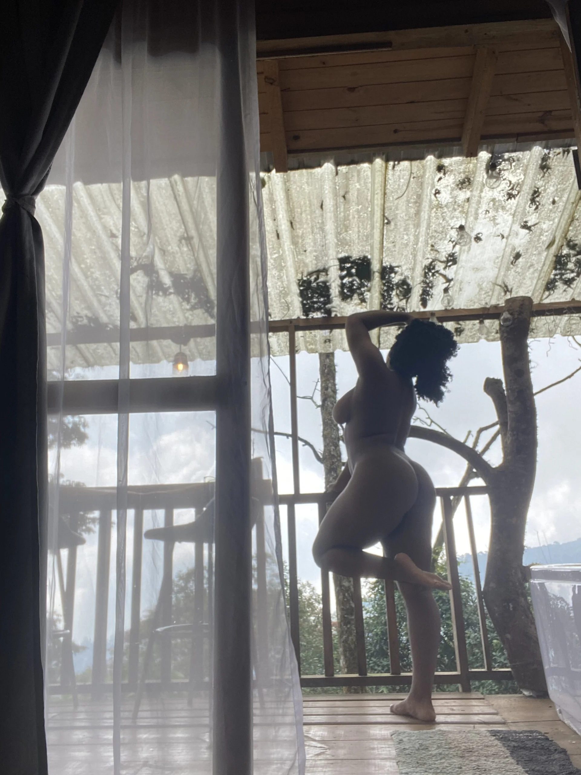 XXX Porn Photo of Nude Tyra_Privacy 123
