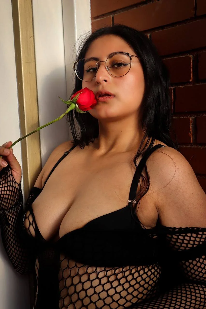 XXX Porn Photo of Nude Amber_gold_ 8