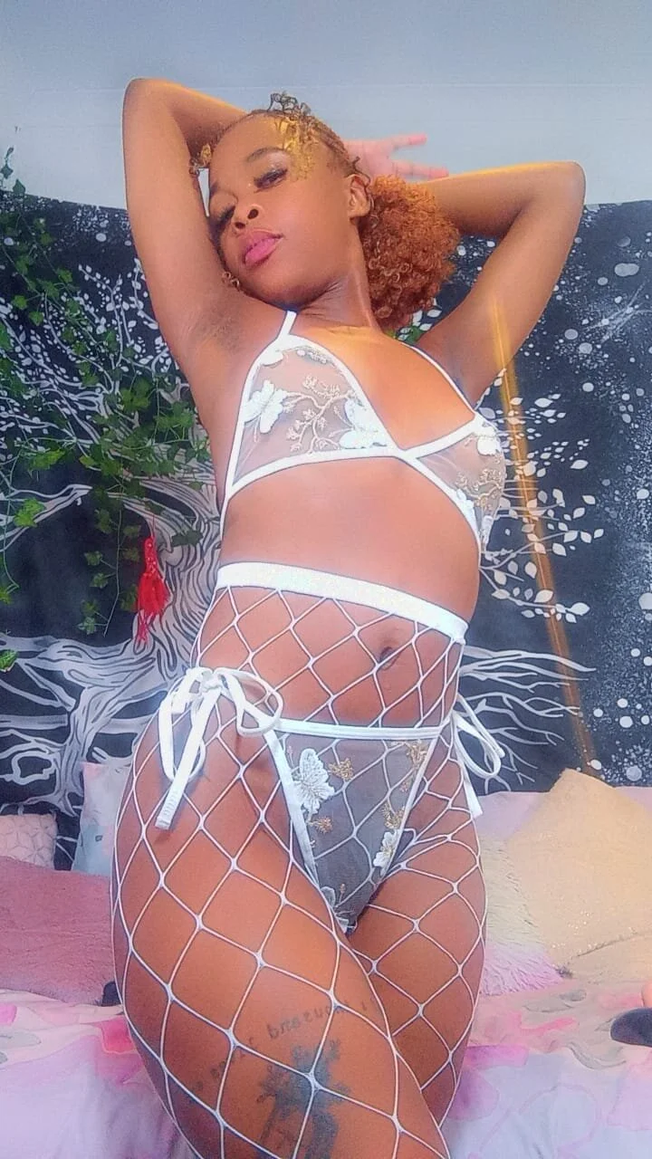 XXX Porn Photo of Nude FRUITOFEDEN01 24