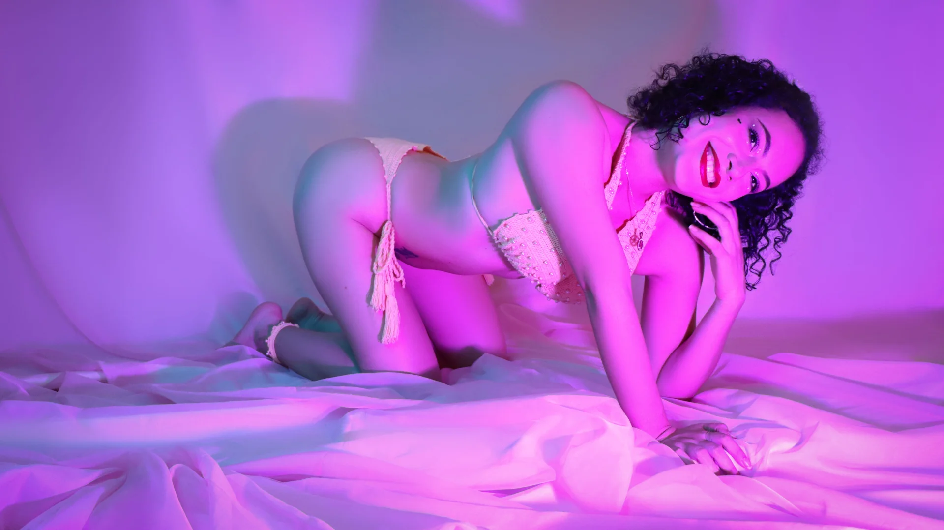 XXX Porn Photo of Nude cailynhot 12