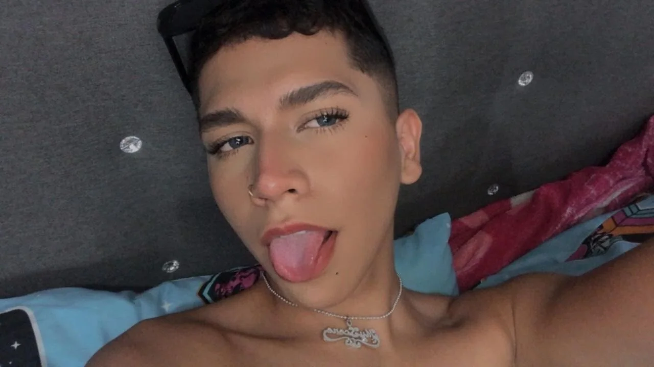 XXX Porn Photo of Nude DanniiGrovers 3