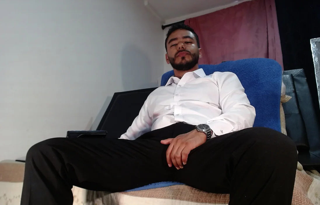 XXX Porn Photo of Nude Tommhot 32