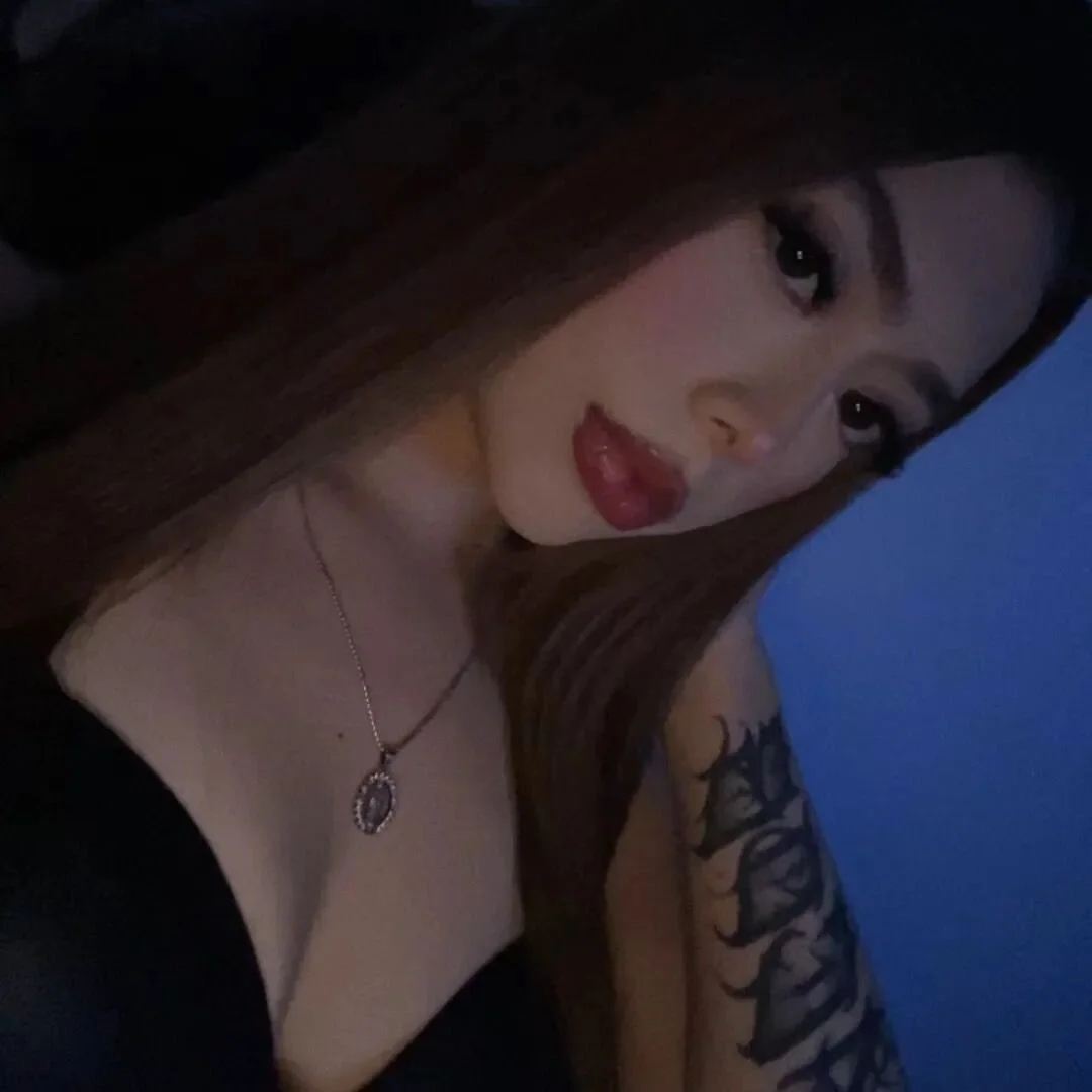 XXX Porn Photo of Nude EmmilyClark 7