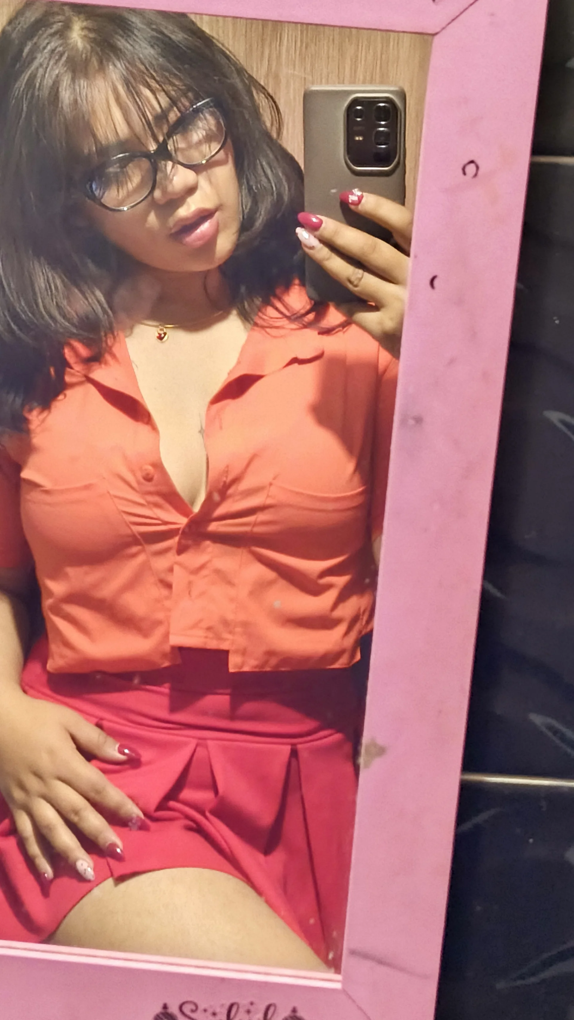 XXX Porn Photo of Nude hairylatiingoddess 4
