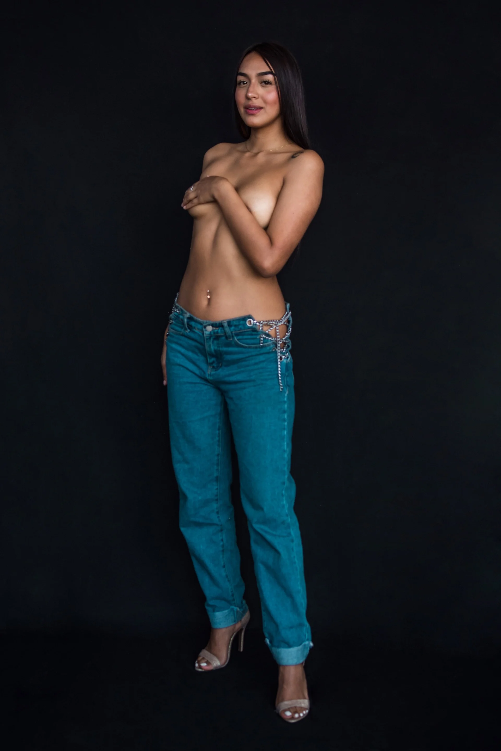 XXX Porn Photo of Nude Sara_Greey 24