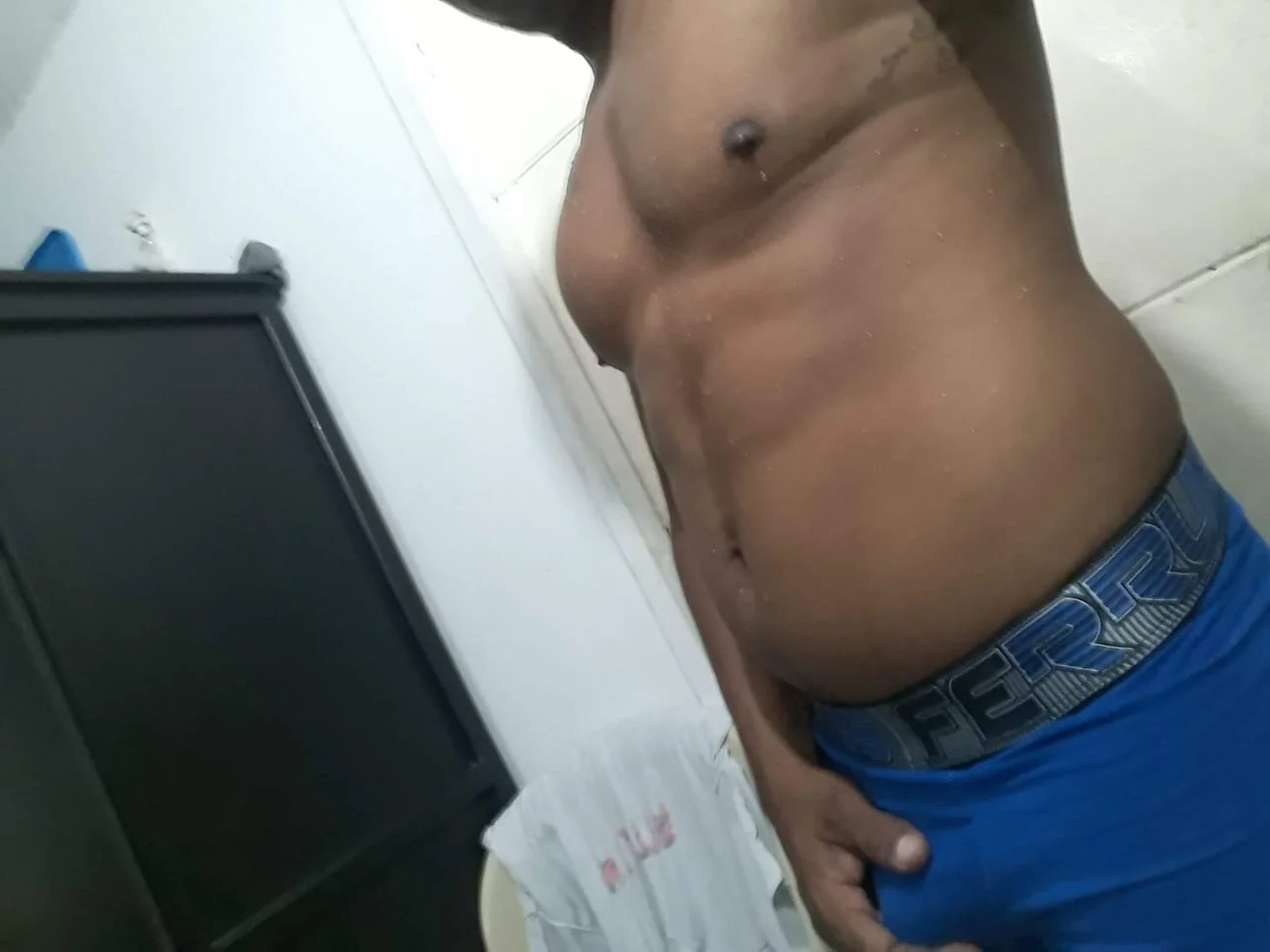 XXX Porn Photo of Nude moreno_sabroso2 7