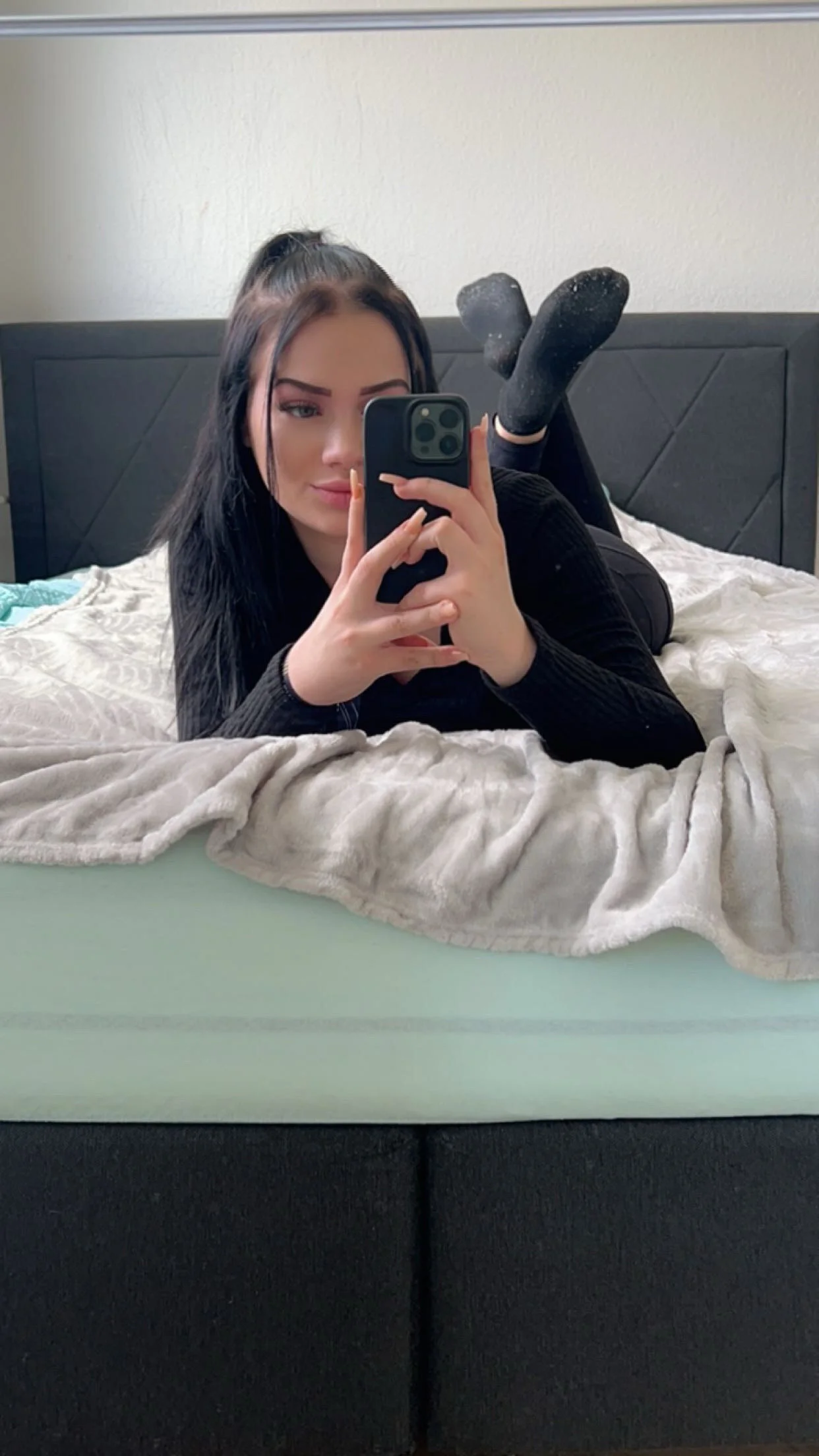 XXX Porn Photo of Nude Ellybttn_ 1
