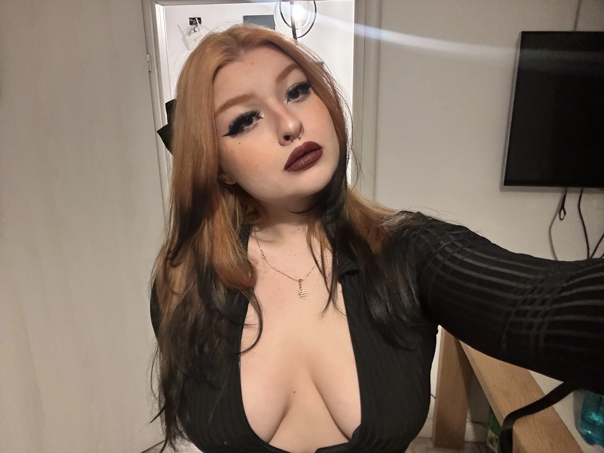 XXX Porn Photo of Nude yourlocaldomina 4