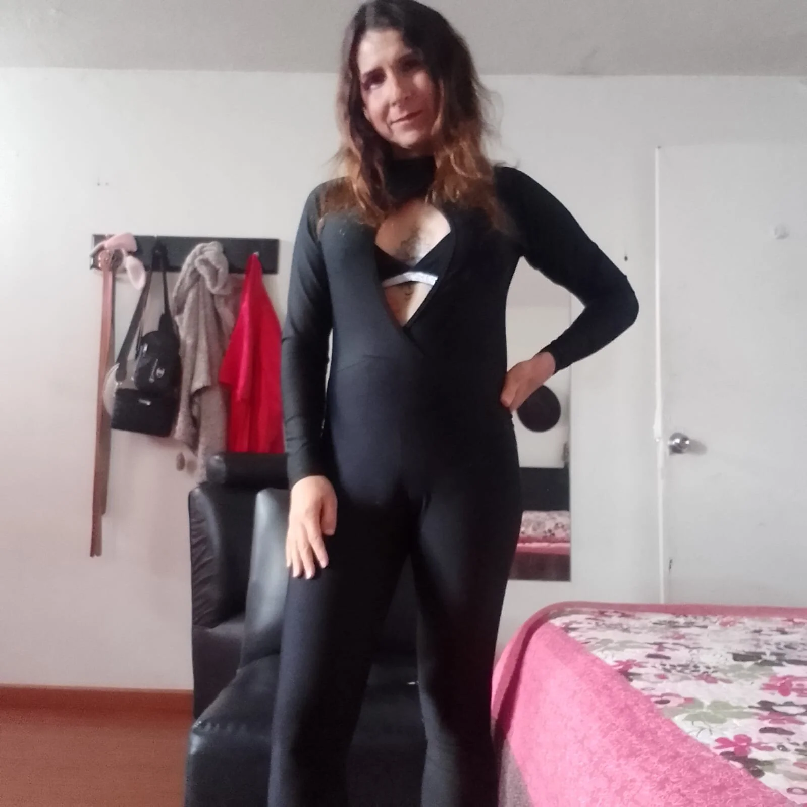 XXX Porn Photo of Nude Cameron_puppy 13