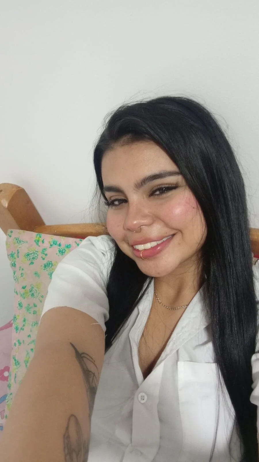 XXX Porn Photo of Nude saray__jones 9
