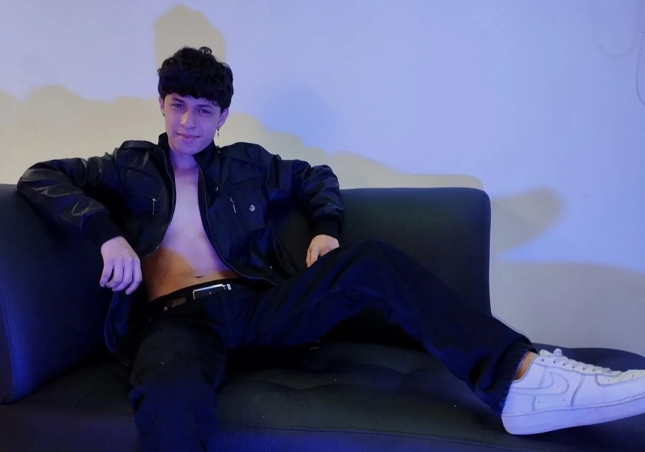 XXX Porn Photo of Nude Axel__Evans 3