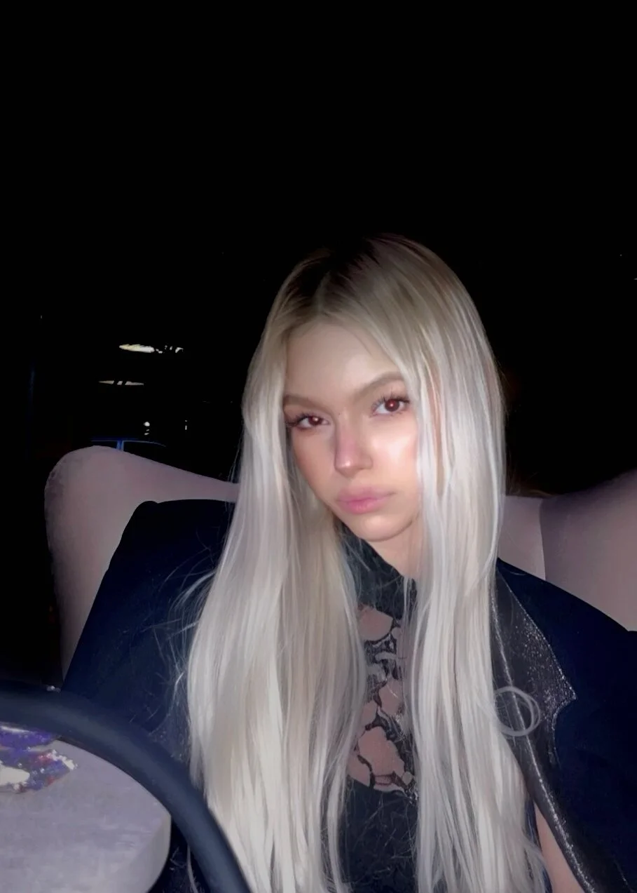 XXX Porn Photo of Nude YawingSanguine 10