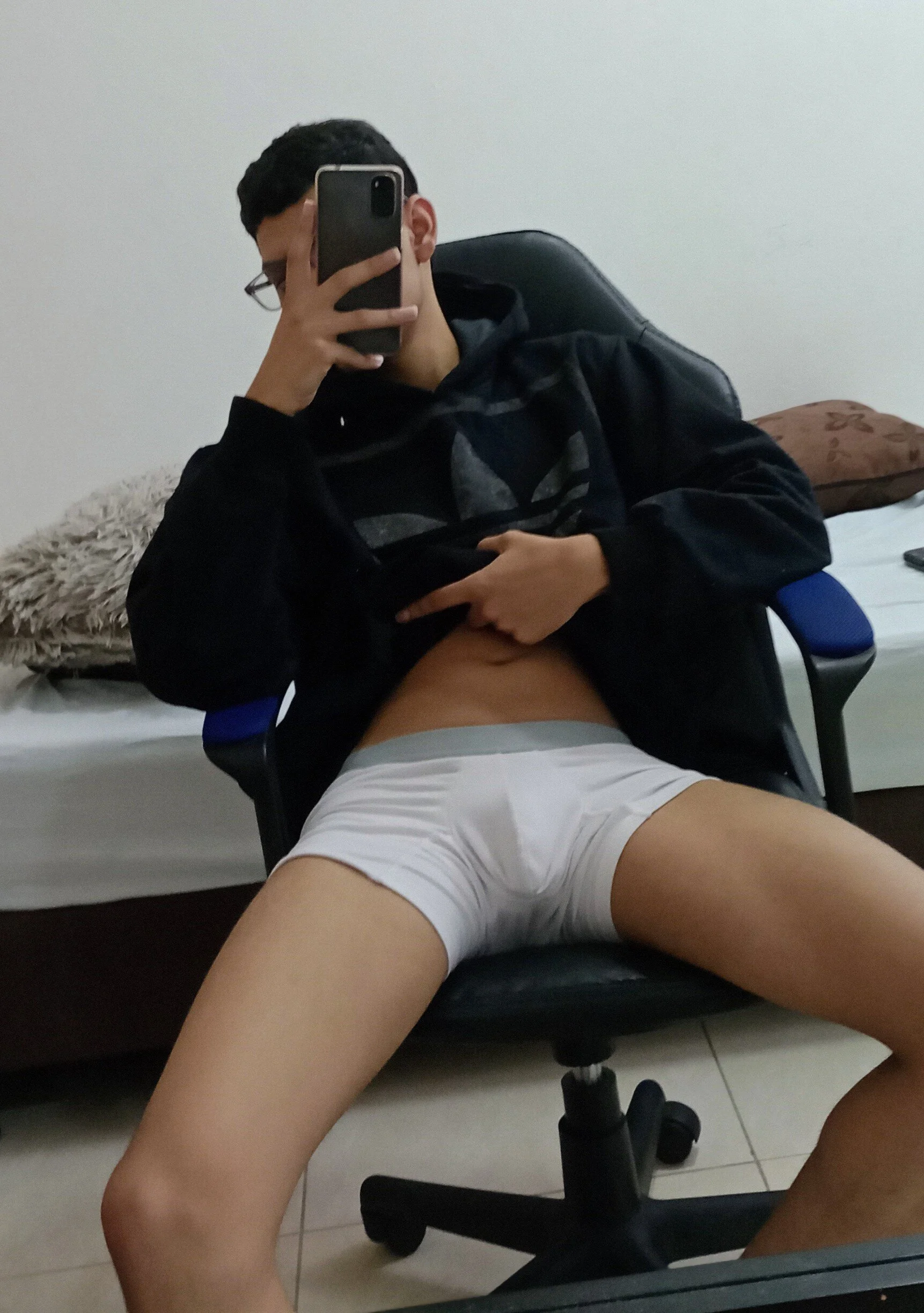 XXX Porn Photo of Nude Diego-Monsalve 2
