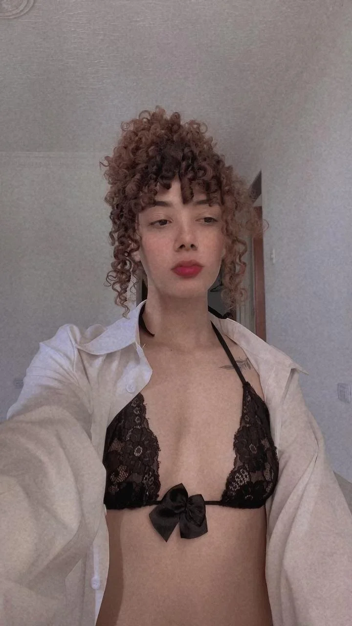 XXX Porn Photo of Nude LioraVelvetC 17