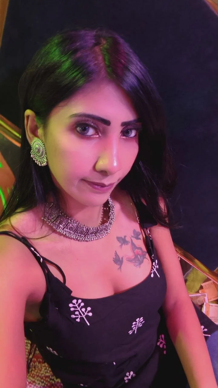 XXX Porn Photo of Nude PerkyBong 3
