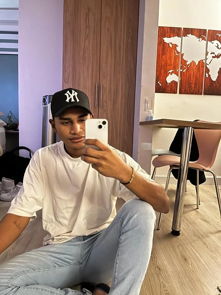XXX Porn Photo of Nude sapchandrew 5