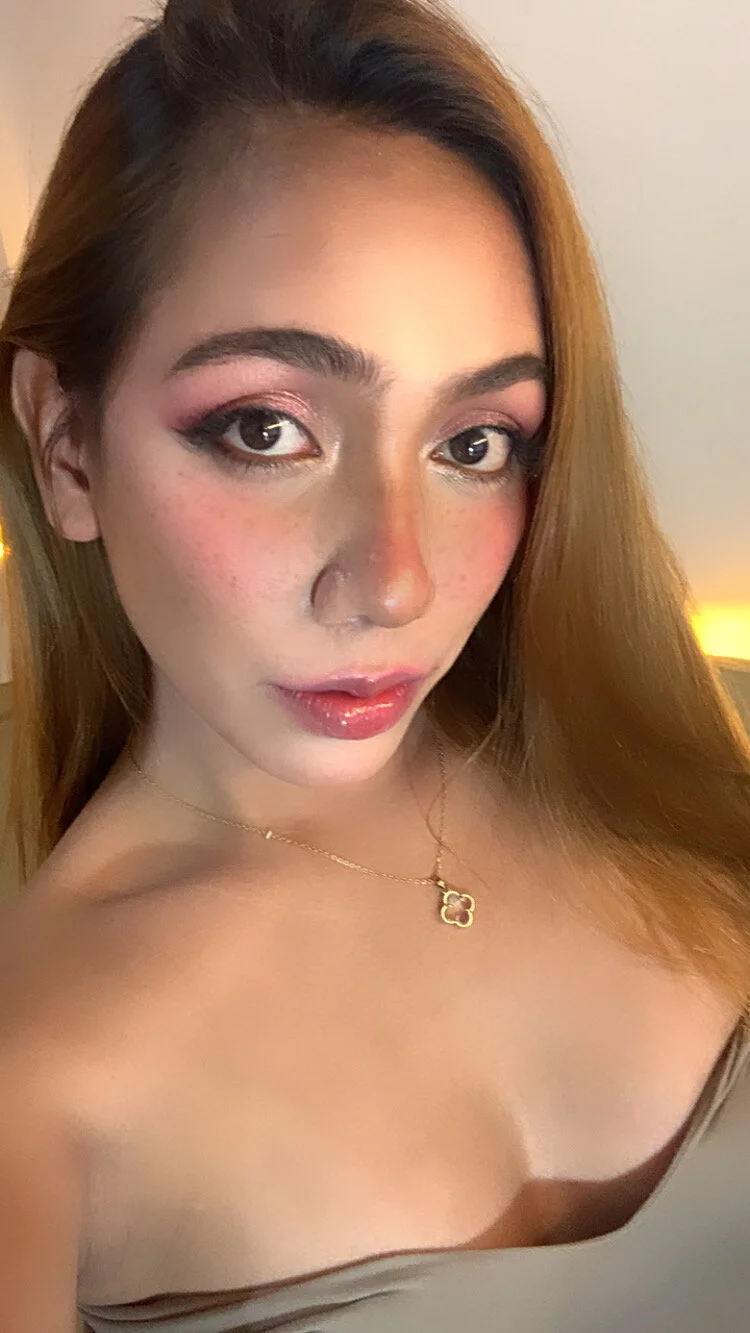 XXX Porn Photo of Nude ur_seductivelaura 2