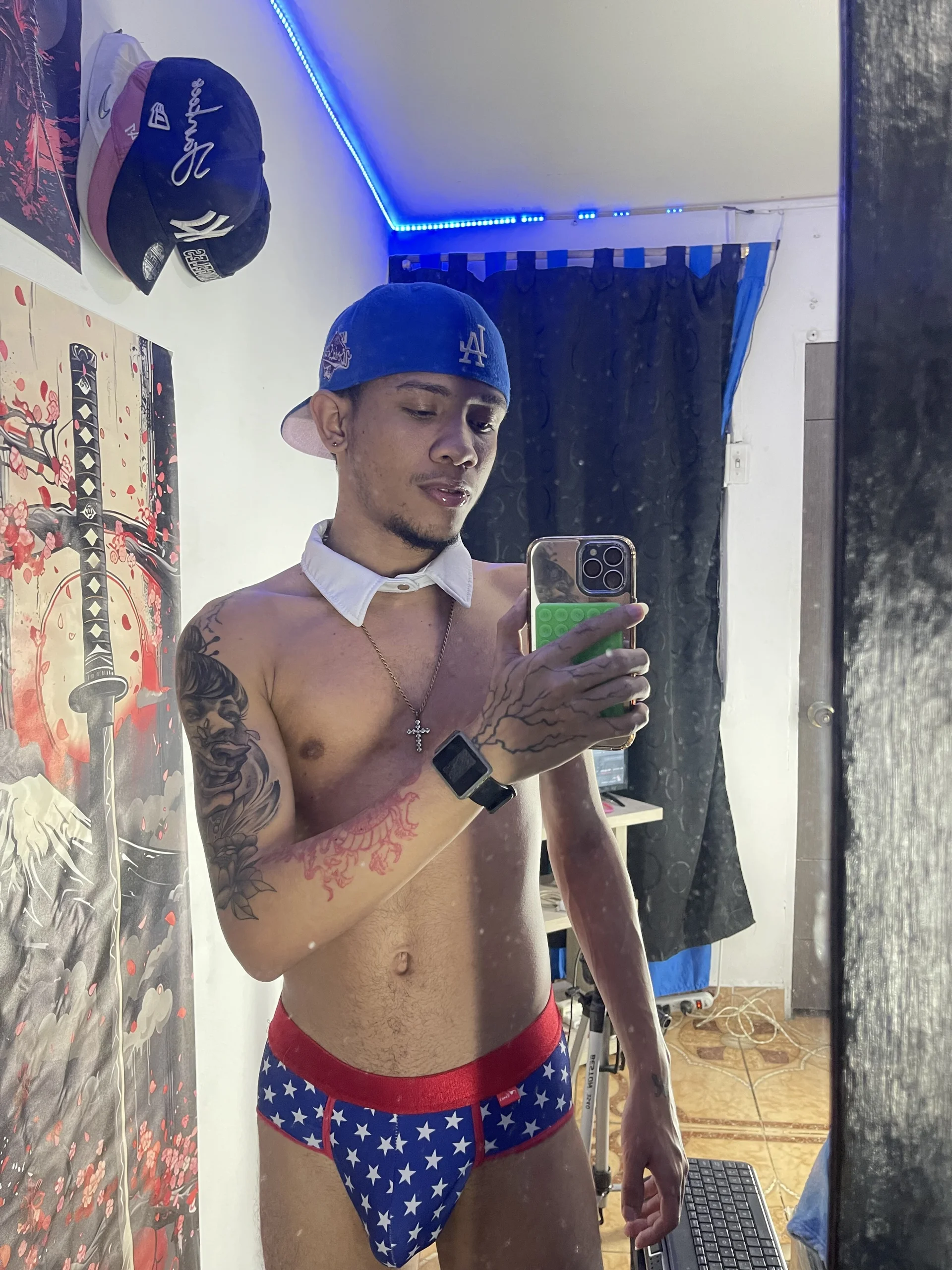 XXX Porn Photo of Nude Romancartier_1 24