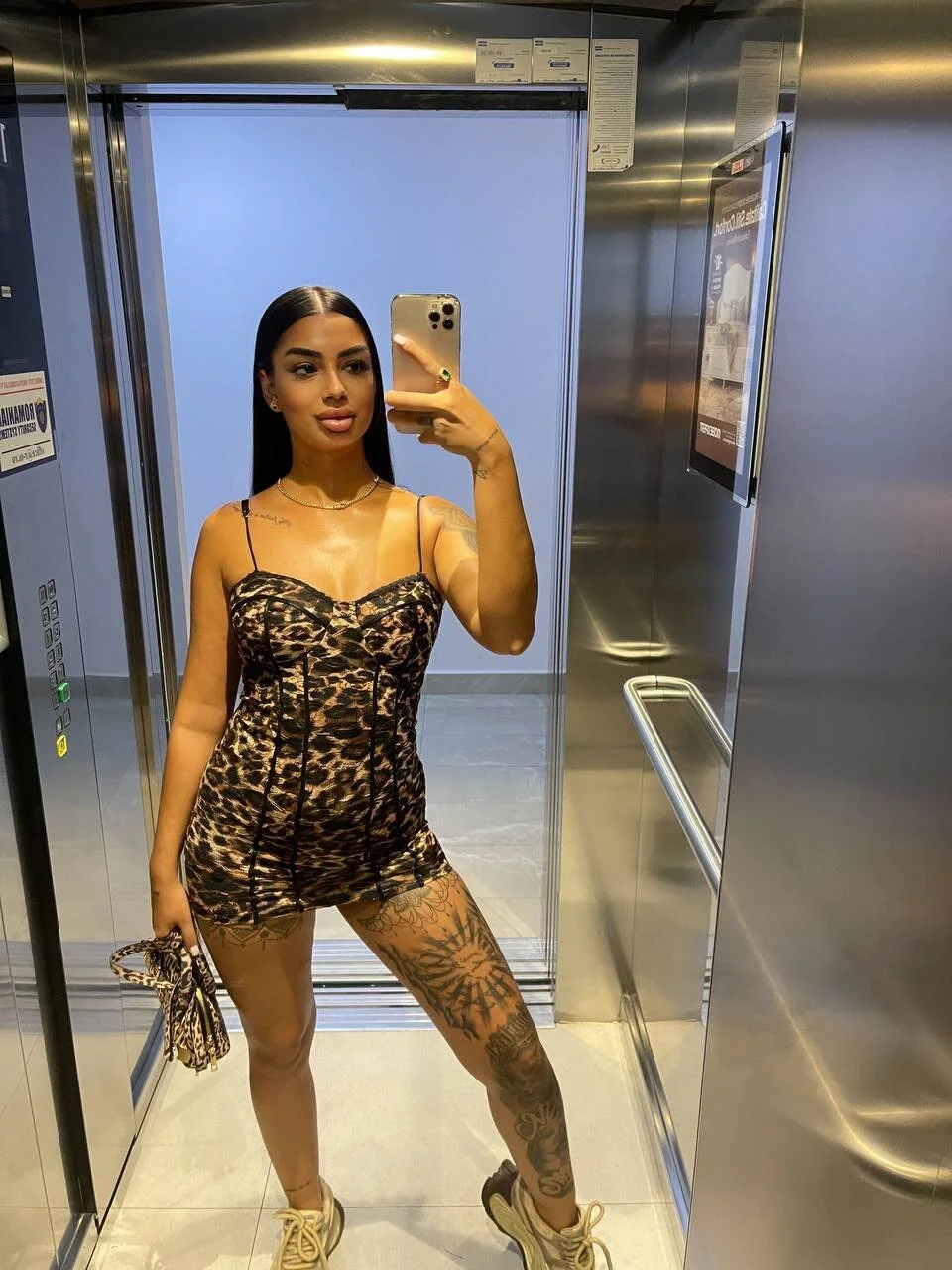 XXX Porn Photo of Nude NatalieDelices 5