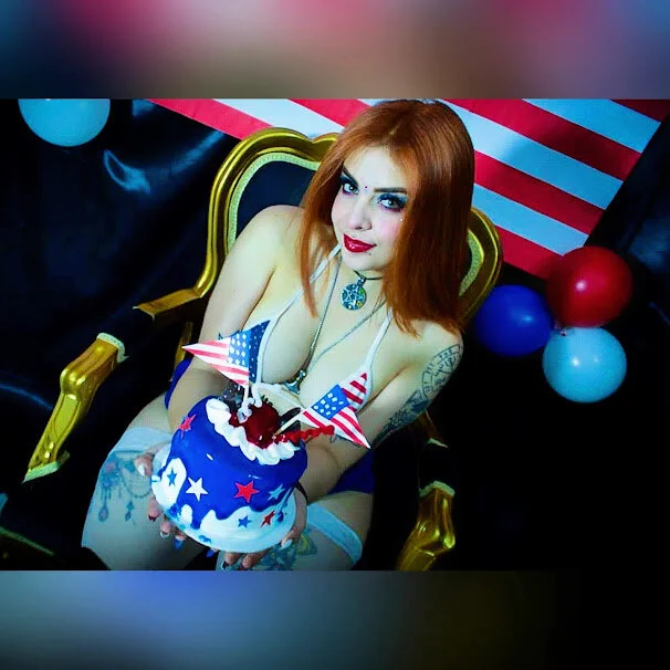 XXX Porn Photo of Nude FindomQueen 117