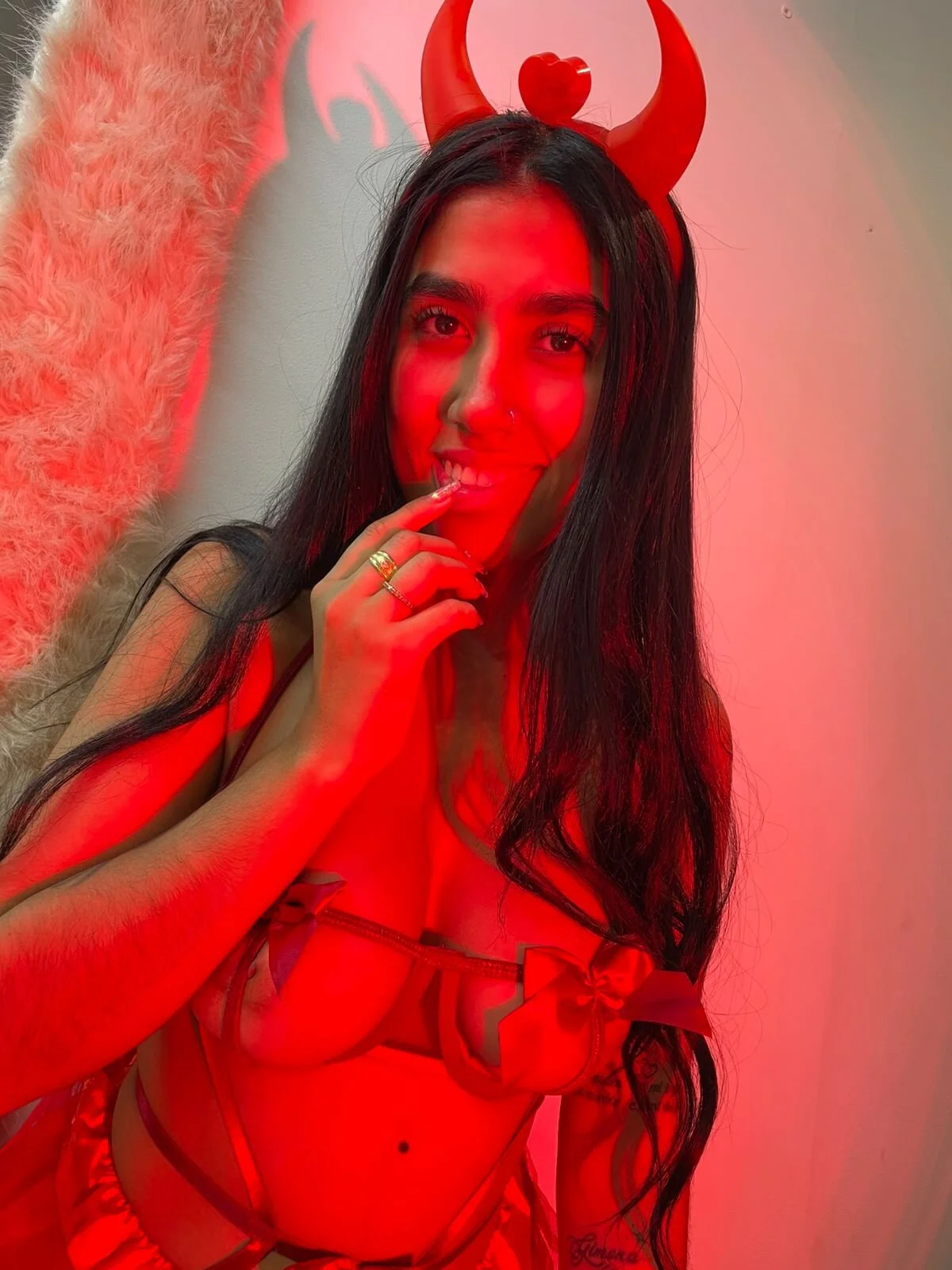 XXX Porn Photo of Nude Mia_Montess 104