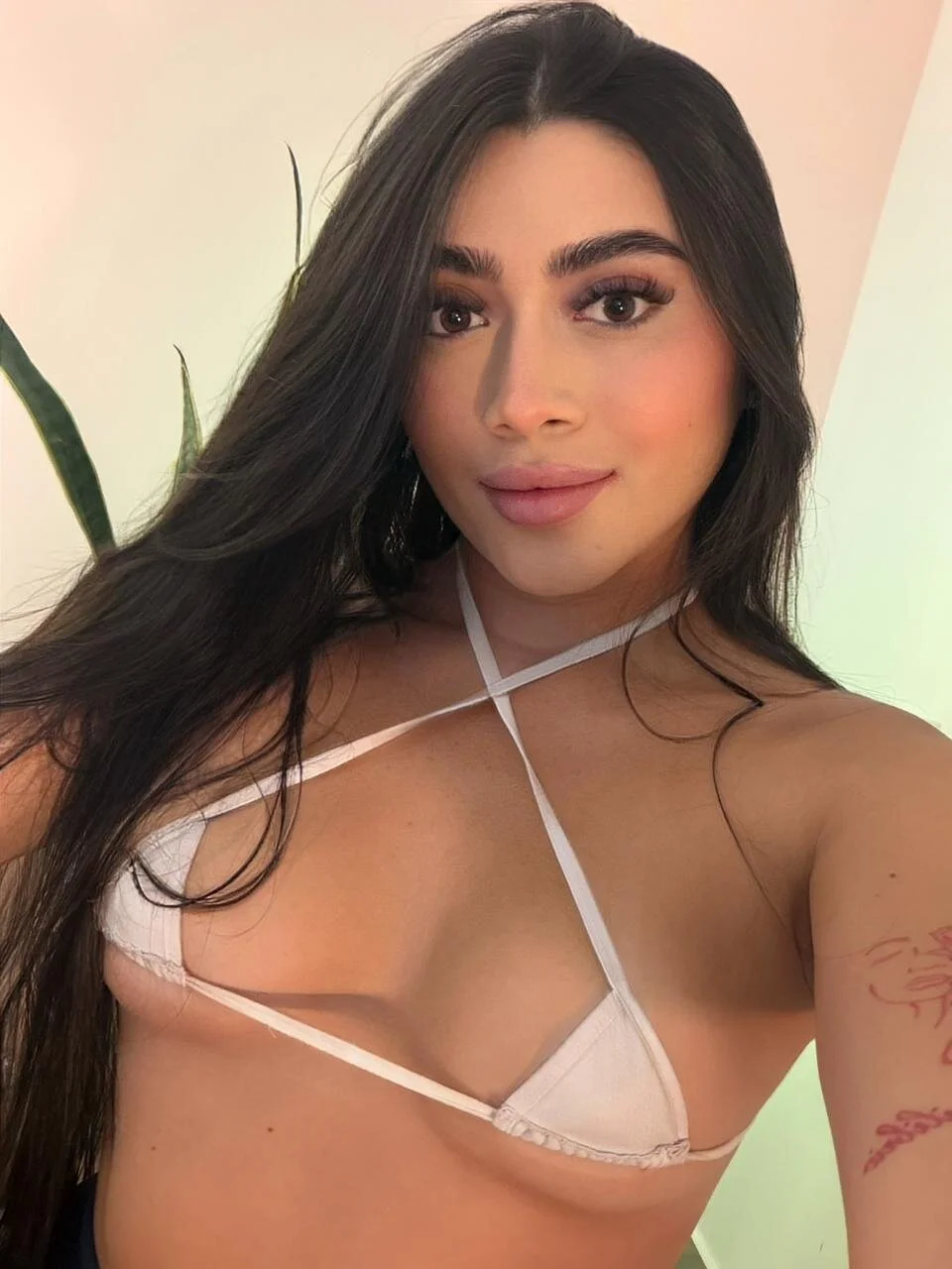 XXX Porn Photo of Nude angeline-777 200