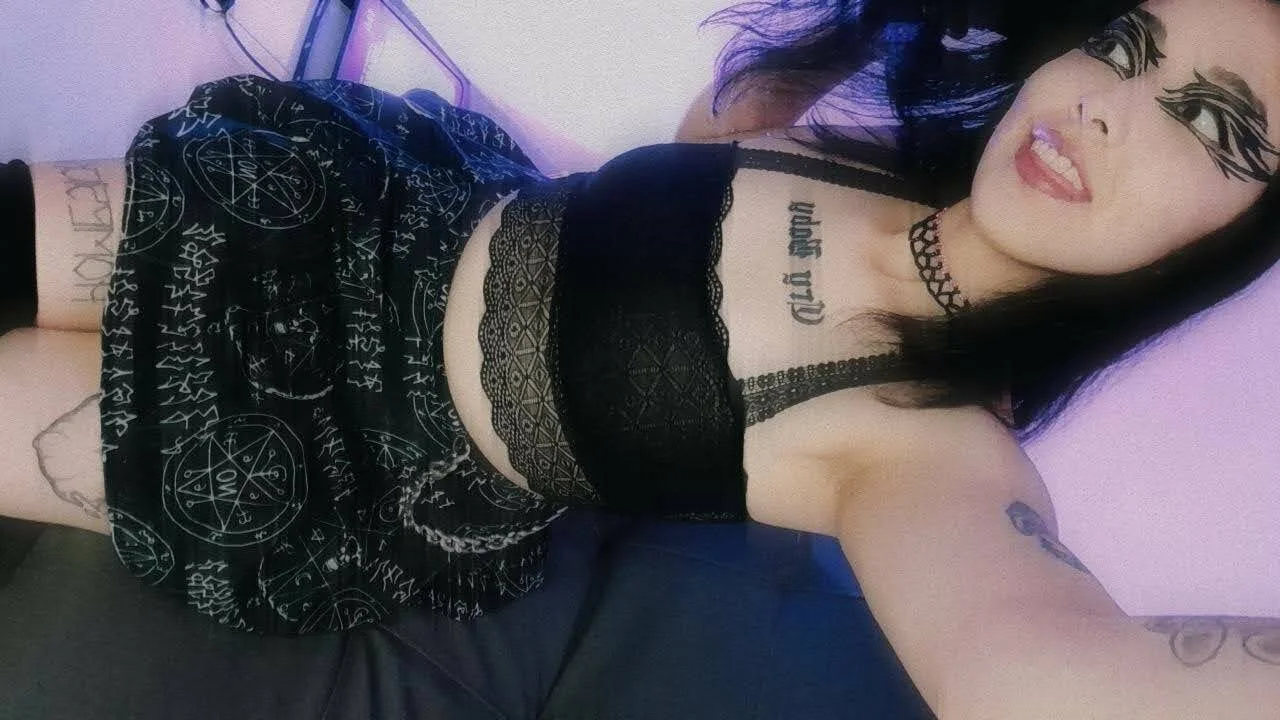 XXX Porn Photo of Nude Alice_Phantom_x 10