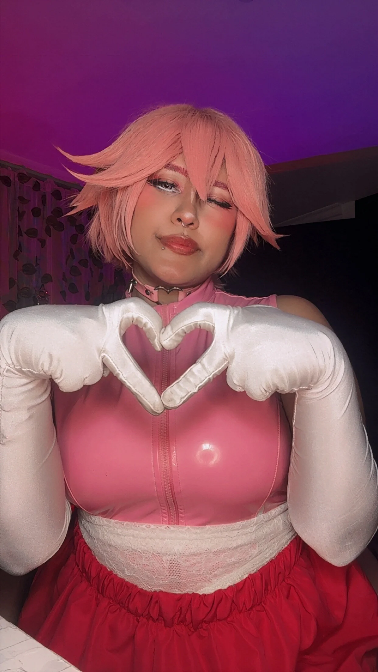 XXX Porn Photo of Nude pawmistry 36