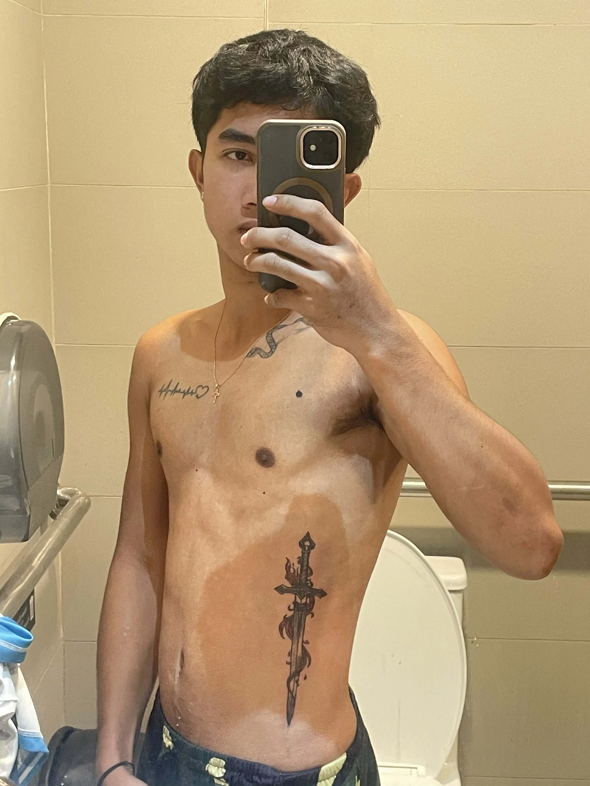 XXX Porn Photo of Nude Ur_hottestjonny 8