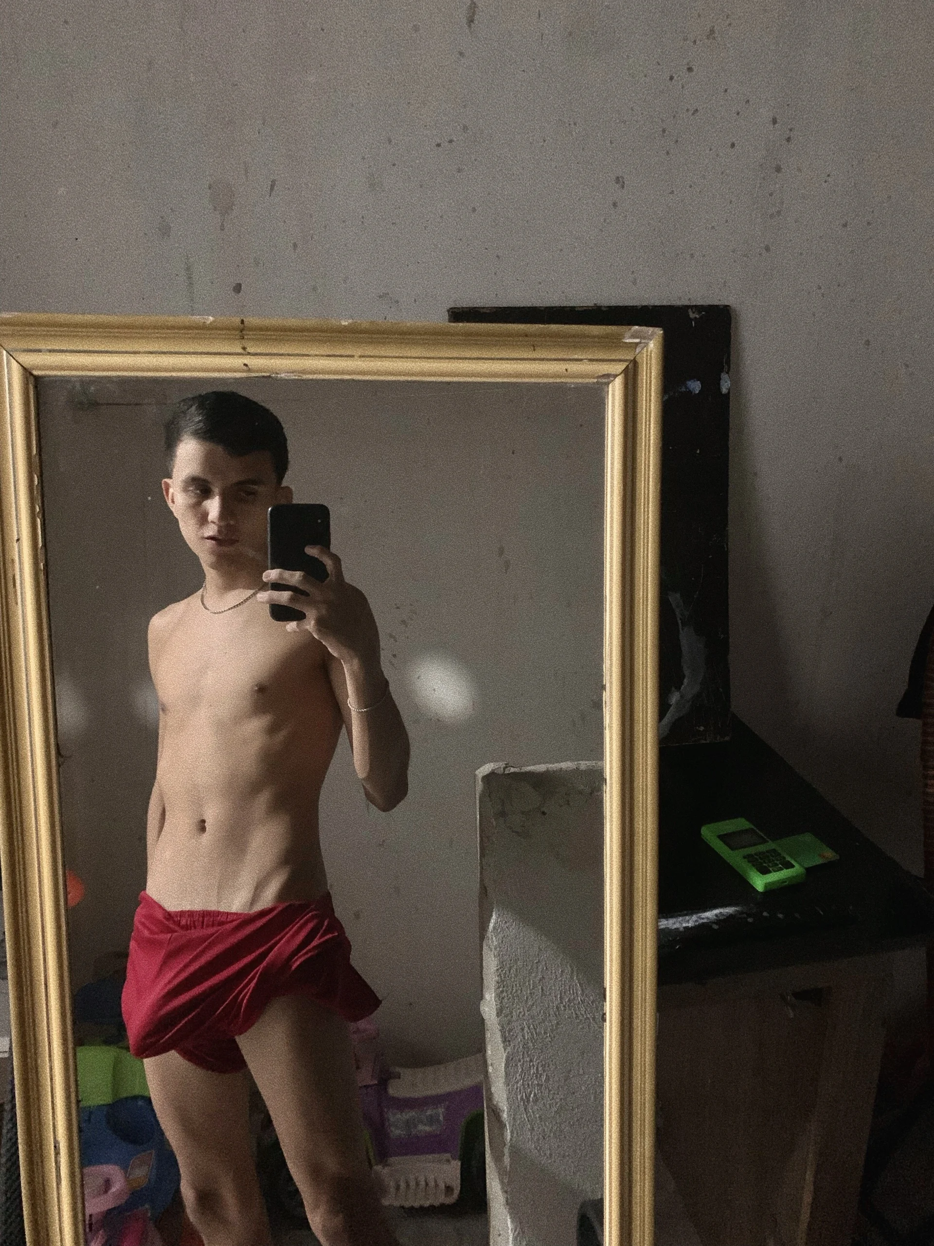 XXX Porn Photo of Nude gabrielzinnnn085 1