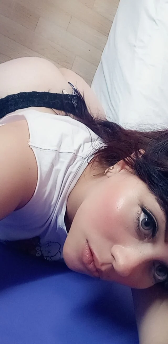 XXX Porn Photo of Nude Charlotte93_ 9