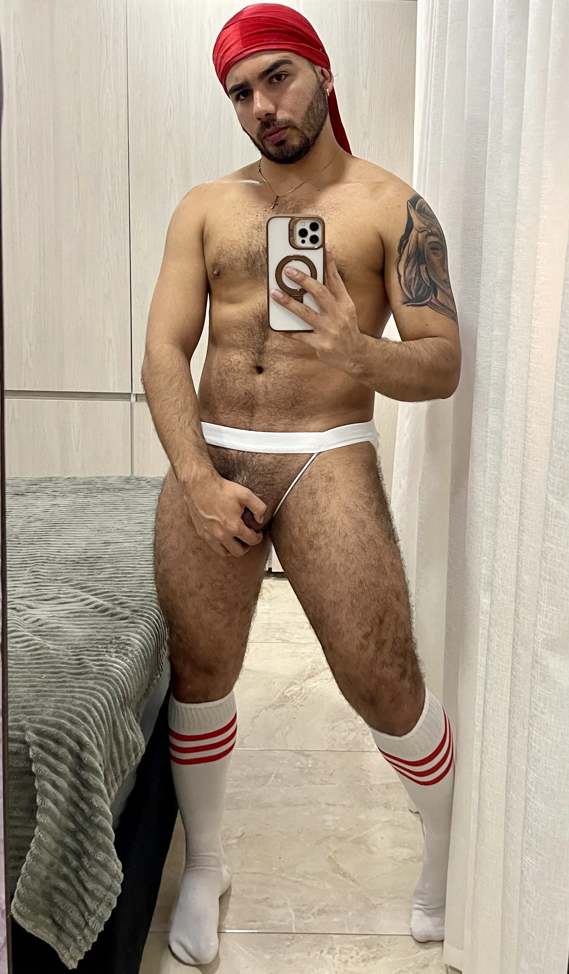 XXX Porn Photo of Nude adamhairy 51