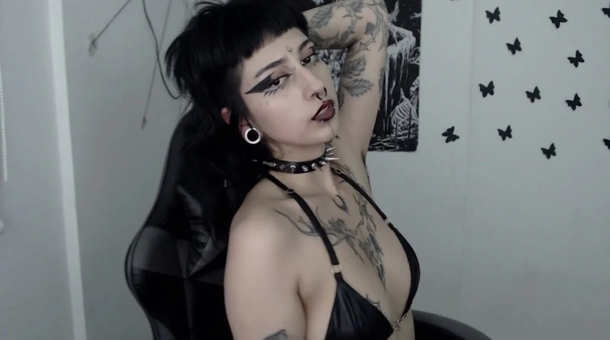 XXX Porn Photo of Nude dakota_krall__ 2